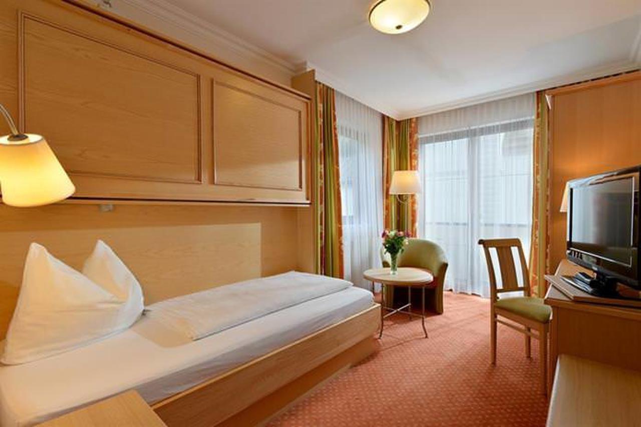 Ferienhotel Hoppet Hart im Zillertal Buitenkant foto