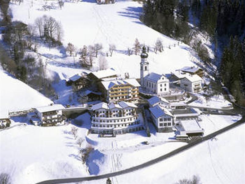 Ferienhotel Hoppet Hart im Zillertal Buitenkant foto